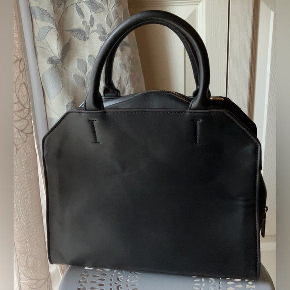 Anne Klein handbag - Picture 2 of 7